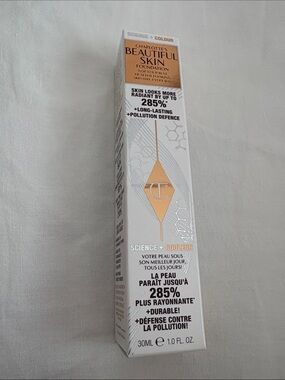 Charlotte Tilbury Beautiful Skin Foundation - Beige